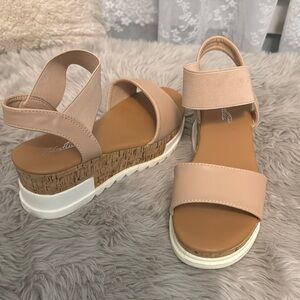 Tan Platform Shoes with Modern Design and Adjustable Straps